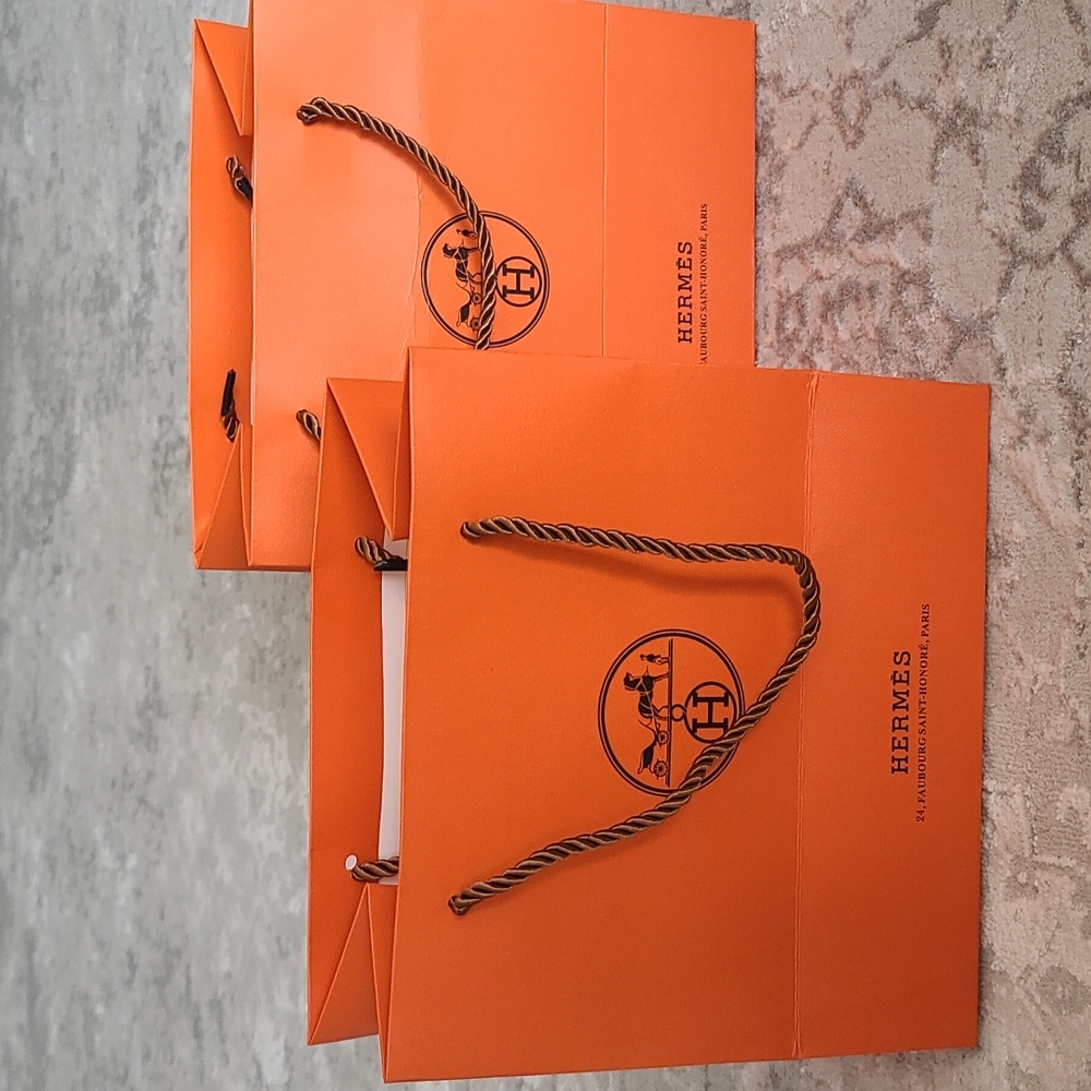 Hermès paper bag, set of 2, size 8.5"×9.5"